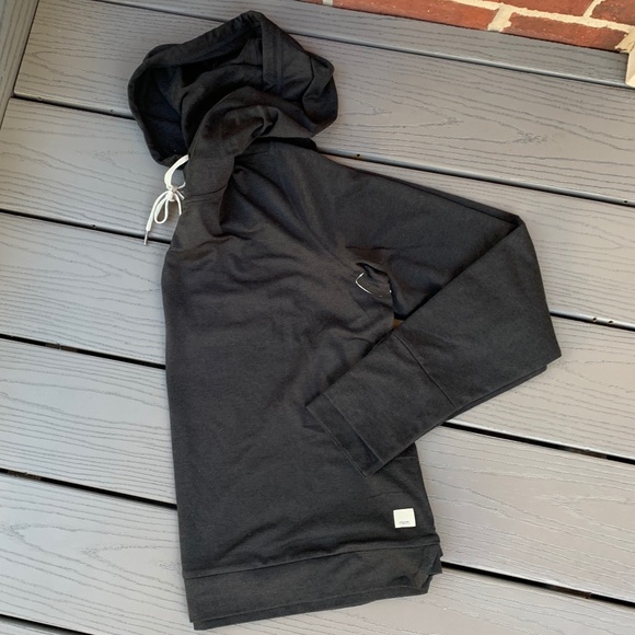 Vuori Halo Essential Hoodie and Vuori Daily Legging Set - Picture 6 of 16